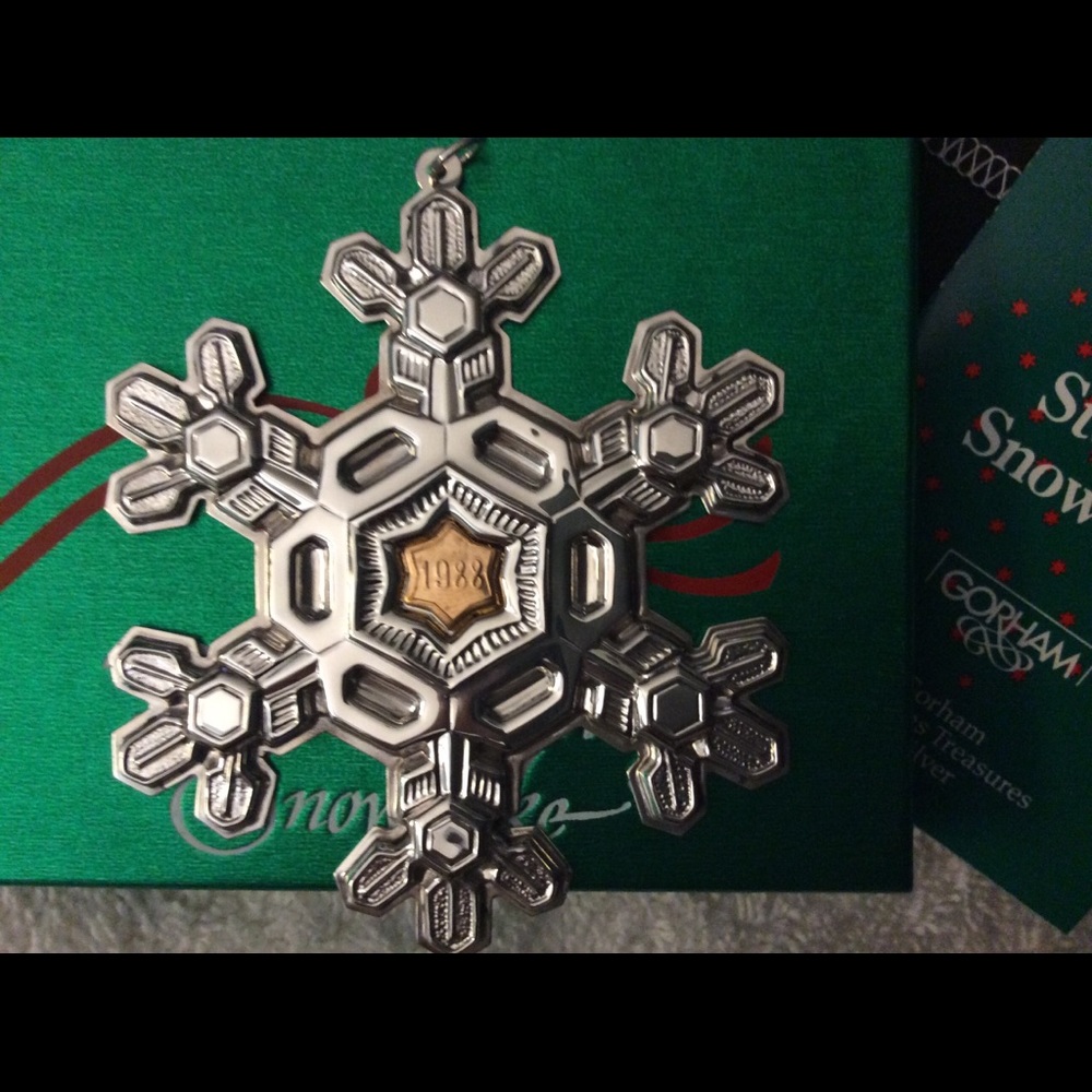 Vintage 1988 Gorham sterling silver snowflake